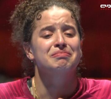 41591 تأثر هنا جودة بعد الهزيمة 360x320